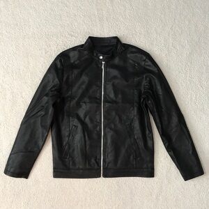 Biker Jacket Faux Leather LIKE NEW Lined Black Pit to Pit 21”